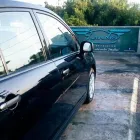 La imagen 4 de la Empresa LANDO ´S AUTO DETAILING & LUBRICANTS Lavadero de coches en La Libertad Perú