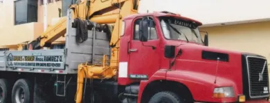 La imagen 1 de la Empresa GRÚAS Y TRANSPORTES HNOS. RAMÍREZ Q. EIRL Servicio de Grúa en Arequipa ARE