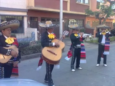 La imagen 11 de la Empresa MARIACHIS PERUANOS MARIACHI SERENATA MEXICANA