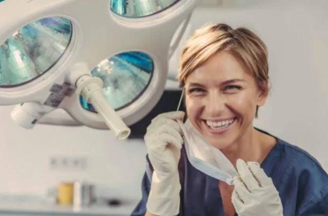 La imagen 3 de la Empresa CLÍNICA DENTAL SAN MARTÍN DE PORRES