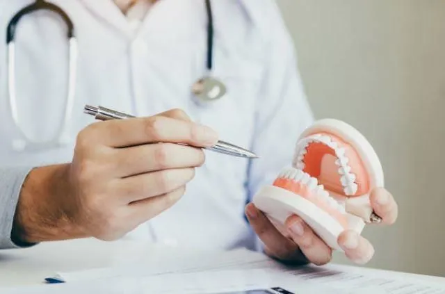La imagen 1 de la Empresa CLÍNICA DENTAL SAN MARTÍN DE PORRES