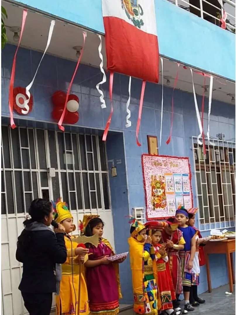 La imagen 4 de la Empresa IEP COLEGIO CRISTIANO LUMBRERA